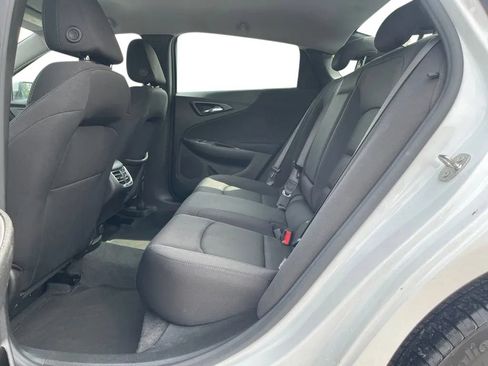 Used 2024 Chevrolet Malibu LT FWD image 17