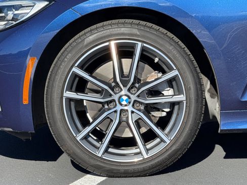 Used 2020 BMW 330i Sedan w/ Convenience Package image 37