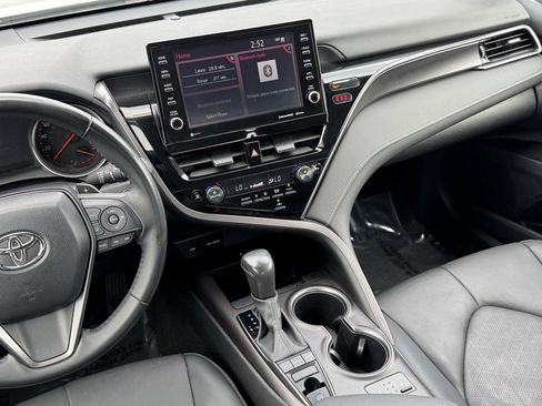 Used 2024 Toyota Camry XSE image 25