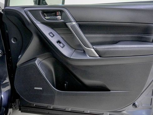 Used 2018 Subaru Forester 2.5i Touring image 34