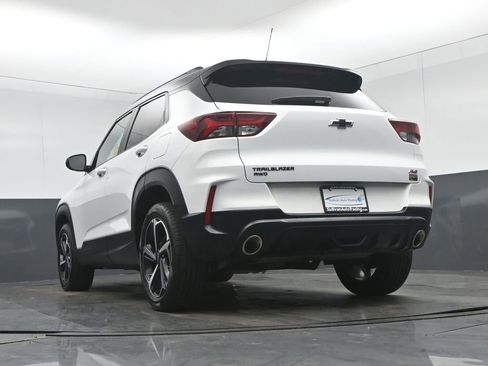 Used 2023 Chevrolet TrailBlazer RS w/ Convenience Package image 53