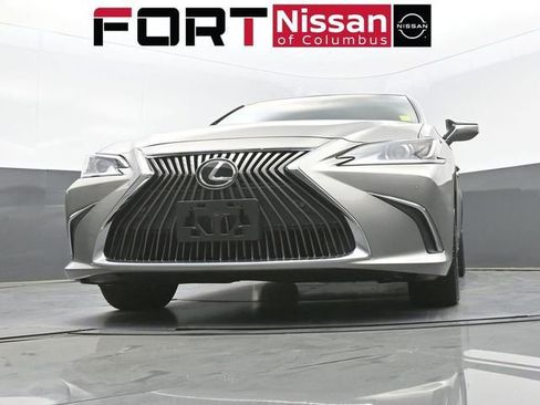 Used 2020 Lexus ES 350 w/ Accessory Package FWD image 32