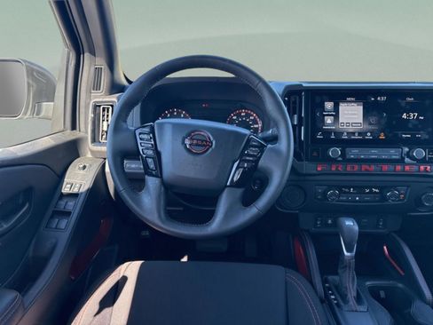 Used 2026 Nissan Frontier Pro-X w/ Pro-X Convenience Package RWD image 10