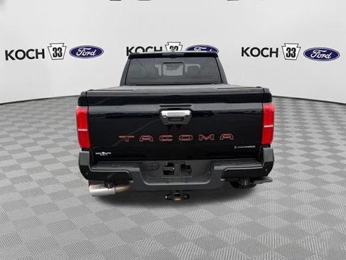 Used 2025 Toyota Tacoma Limited AWD/4WD image 7