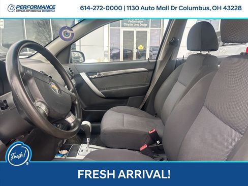 Used 2010 Chevrolet Aveo LT w/ Power and Convenience Package image 17