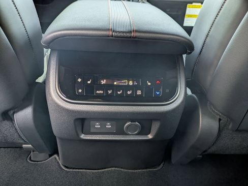 New 2026 Nissan Armada PRO-4X AWD/4WD image 11