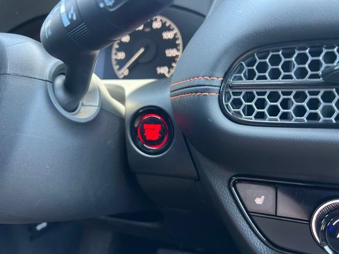 Certified 2026 Honda HR-V Sport image 15