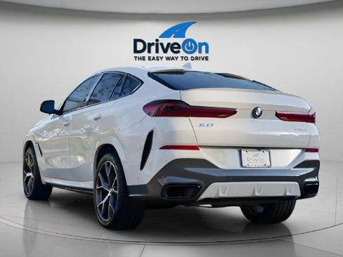 Used 2022 BMW X6 xDrive40i w/ Executive Package image 5