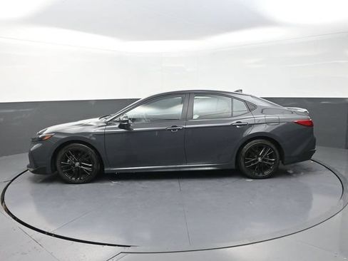 Certified 2025 Toyota Camry SE FWD image 4