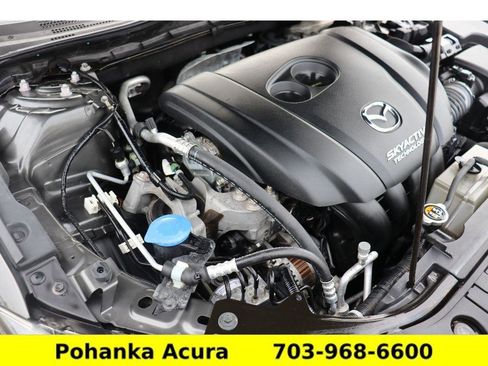 Used 2018 MAZDA MAZDA3 Grand Touring image 33