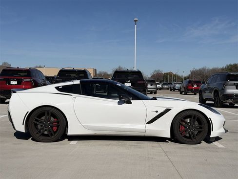 Used 2016 Chevrolet Corvette Stingray Coupe w/ 2LT Preferred Equipment Group image 3