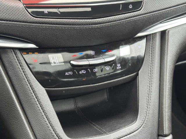 Used 2022 Cadillac XT5 Premium Luxury AWD/4WD image 15