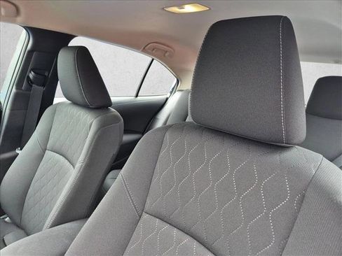 Used 2025 Toyota Corolla LE FWD image 14