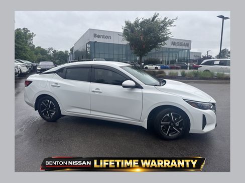 Used 2025 Nissan Sentra SV w/ All-Weather Package FWD image 1