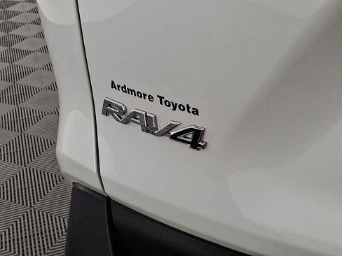 Used 2023 Toyota RAV4 Limited AWD/4WD image 24