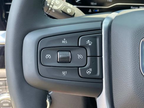 New 2025 GMC Sierra 2500 SLT w/ SLT Convenience Package image 11