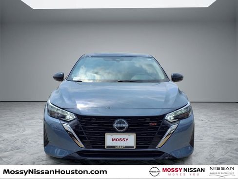 Used 2024 Nissan Sentra SR FWD image 3