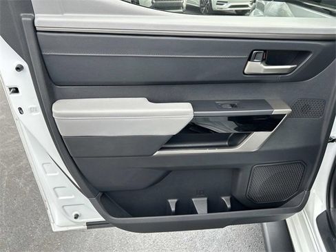 Used 2024 Toyota Tundra Limited image 19