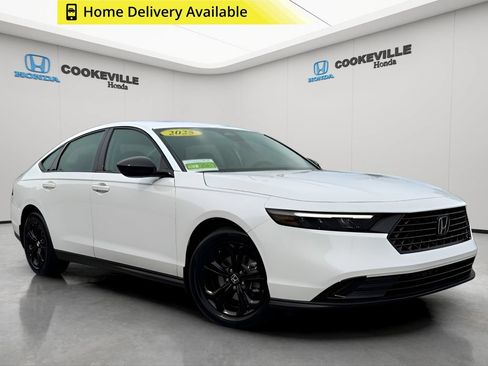 Used 2025 Honda Accord SE image 1
