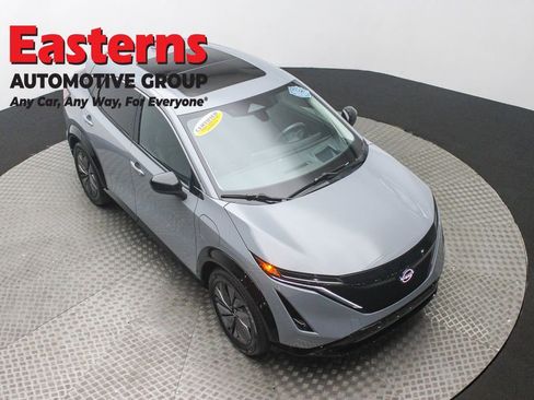 Used 2024 Nissan Ariya FWD image 3