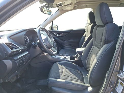 Certified 2023 Subaru Forester Premium image 10