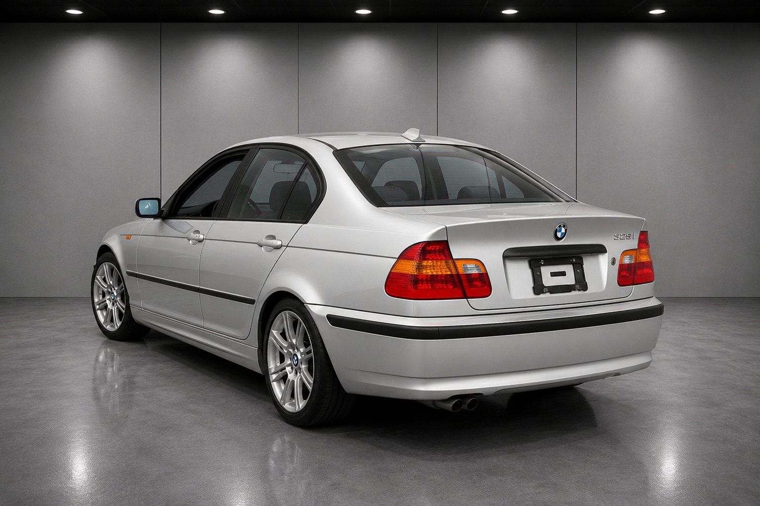 Used 2003 BMW 325i Sedan RWD image 3
