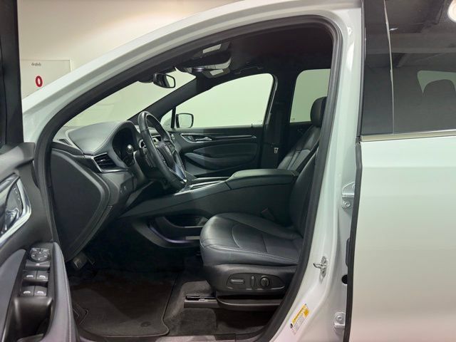 Certified 2023 Buick Enclave Essence FWD image 13