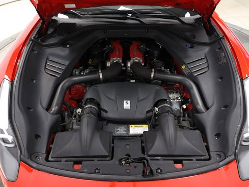 Used 2015 Ferrari California T image 99