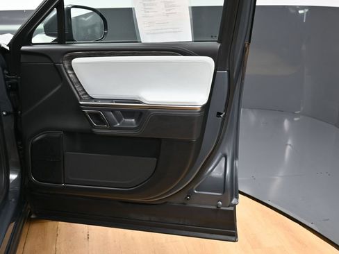Used 2022 Rivian R1T Adventure AWD/4WD image 38