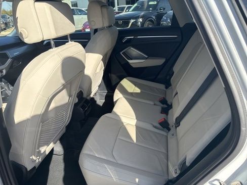 Used 2020 Audi Q3 2.0T Premium Plus image 14