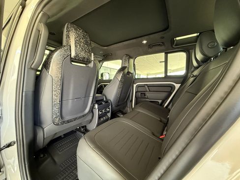 New 2026 Land Rover Defender 110 OCTA image 14