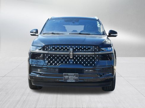 Used 2025 Lincoln Navigator L Black Label image 2