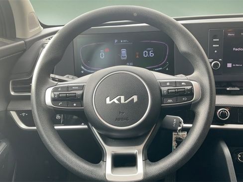 Used 2024 Kia Sportage LX image 14