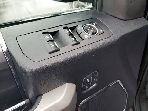 Used 2015 Ford F150 Lariat w/ Equipment Group 502A Luxury image 10