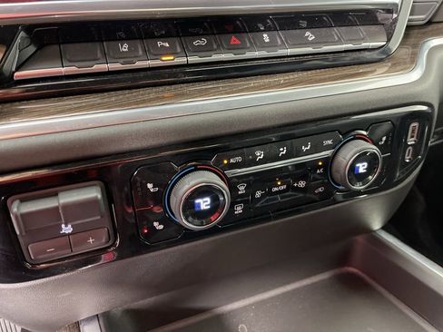 Certified 2025 Chevrolet Silverado 2500 LT w/ All Star Edition image 32