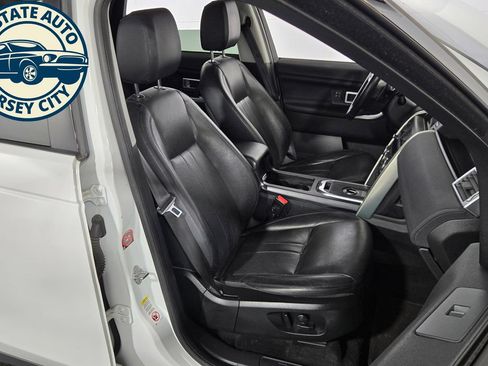 Used 2019 Land Rover Discovery Sport HSE AWD/4WD image 34