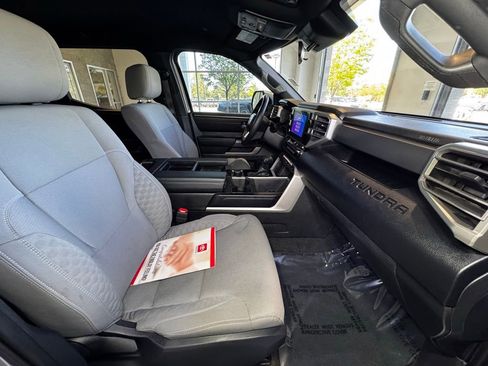 Used 2025 Toyota Tundra SR5 w/ TRD Off-Road Package AWD/4WD image 52