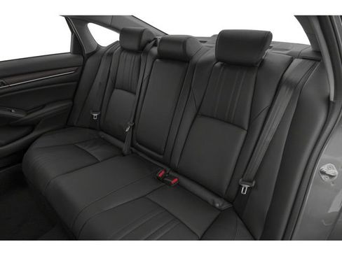 Used 2022 Honda Accord Touring image 8