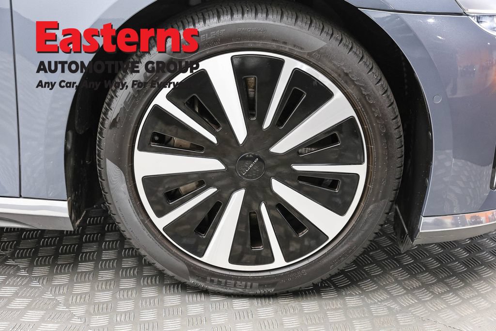 Used 2024 Lucid Air Pure RWD image 31
