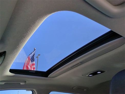 Used 2023 Kia Niro EX Touring image 20