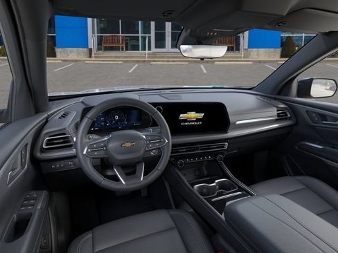 New 2027 Chevrolet Traverse LT w/ Midnight/Sport Edition FWD image 15