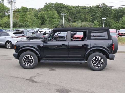 Used 2023 Ford Bronco Outer Banks AWD/4WD image 4