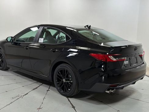 New 2026 Toyota Camry SE image 7