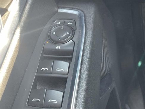 Used 2024 Chevrolet Silverado 2500 LT image 24