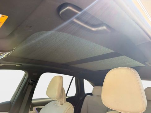 Certified 2026 Mercedes-Benz GLC 300 image 21