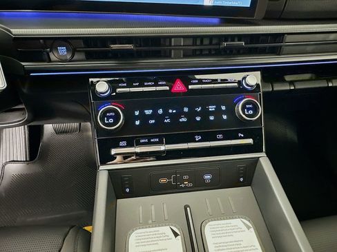 New 2026 Hyundai Santa Fe Calligraphy FWD image 14