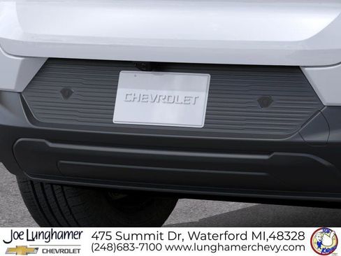 New 2026 Chevrolet Equinox EV LT image 15