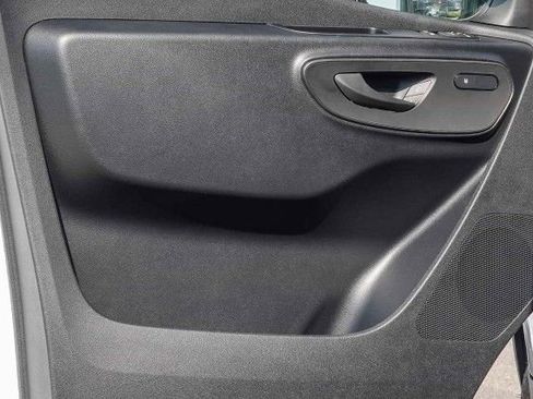 New 2025 Mercedes-Benz Sprinter 2500 image 19
