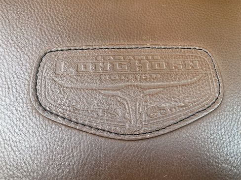 Used 2015 RAM 3500 Laramie Longhorn image 38