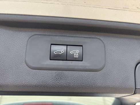 Used 2024 Toyota Grand Highlander XLE image 24